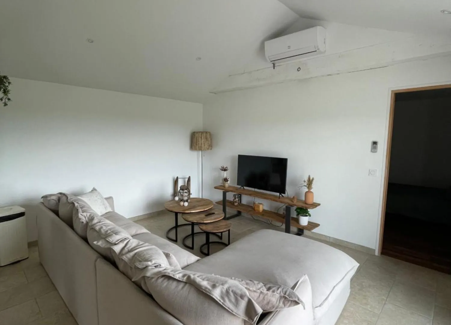 Saint-Maurice-l'Exil Longere Cosy 아파트